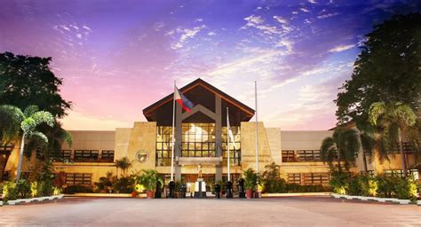 Plaza Central Building Poblacion Muntinlupa City .